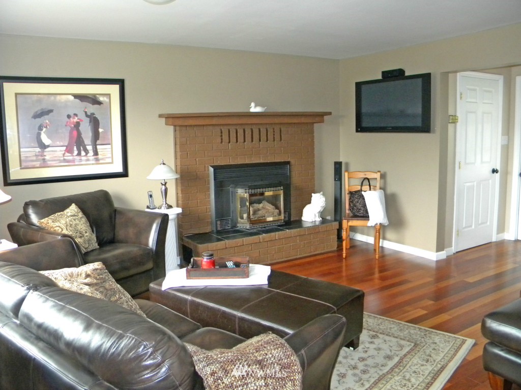 14107 Avon Allen Road Mount Vernon, WA 98273 - Photo 3 of 15 Gallery Image 3