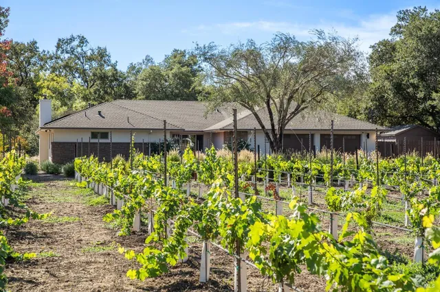 $3,400,000 | 3033 Myrtledale Road, Calistoga, CA 94515