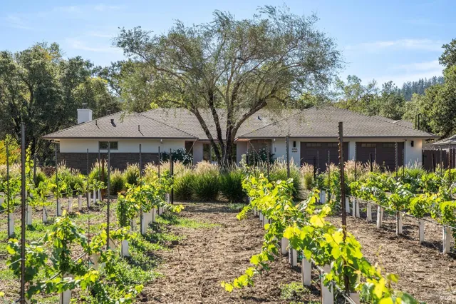$3,400,000 | 3033 Myrtledale Road, Calistoga, CA 94515