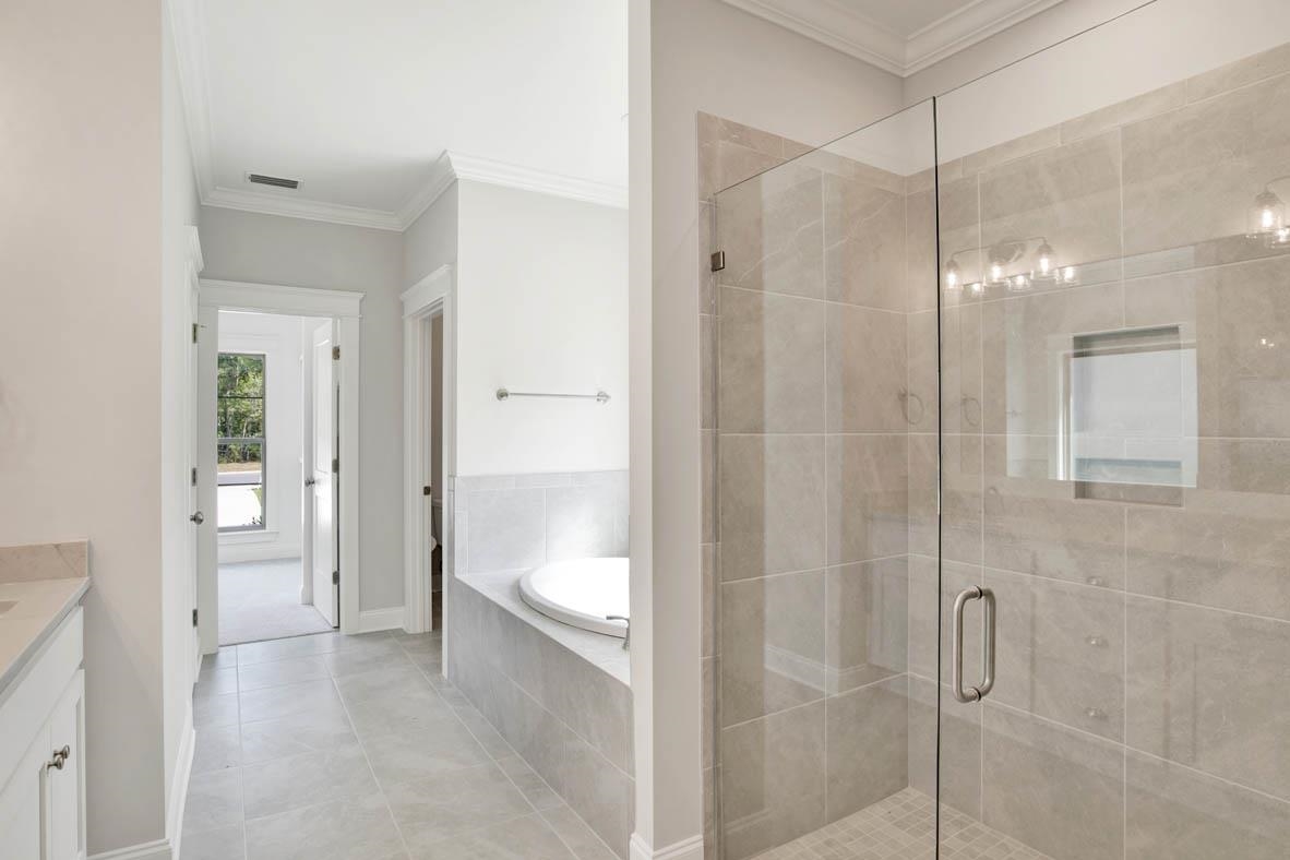 10969 Secretariat Boulevard Daphne, AL 36526 - Photo 7 of 27 Bathroom