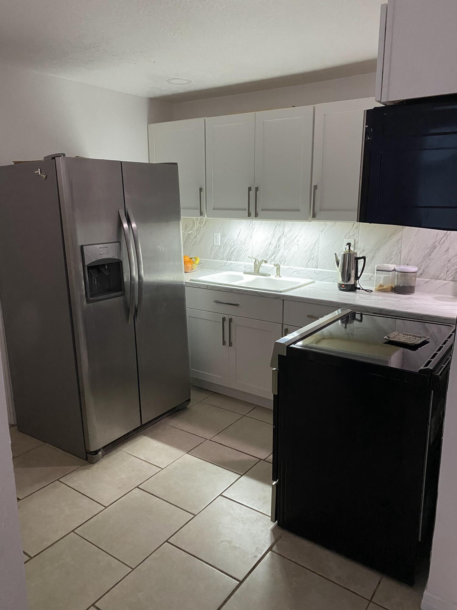 10490 Marina Way Boca Raton, FL 33428 - Photo 20 of 36 1152956C-9982-408E-94FB-B76CAE6D4F04
