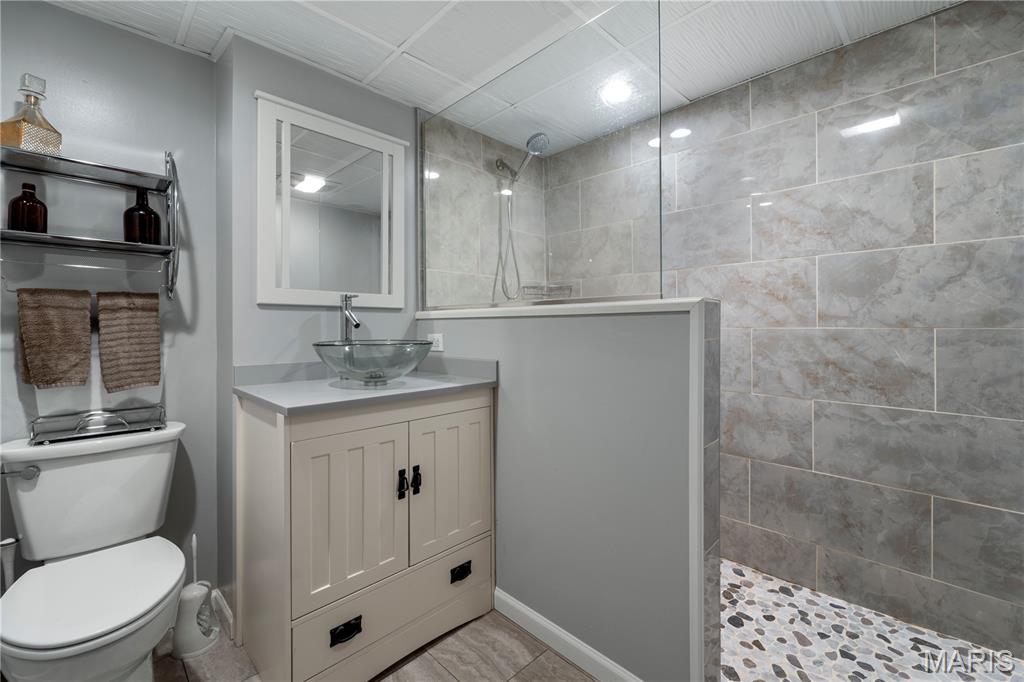 4255 Highway 160 Highland, IL 62249 - Photo 21 of 30