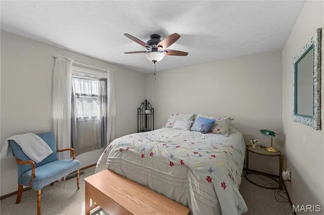 $379,000 | 4255 Highway 160, Highland, IL 62249