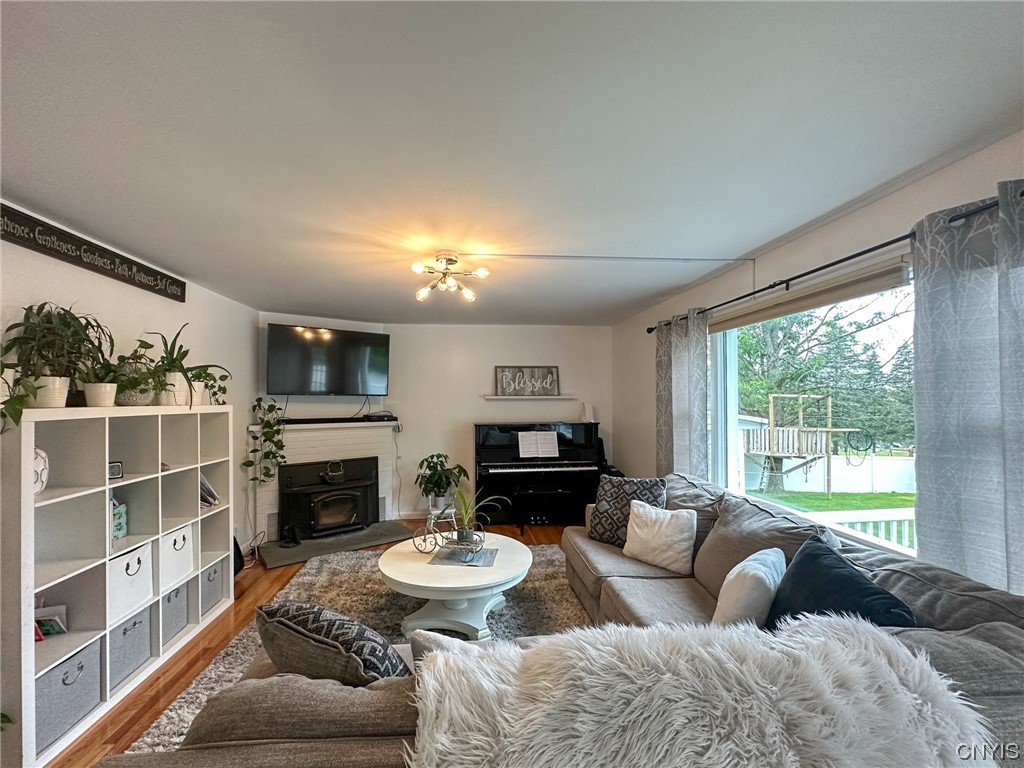 25 Forest Road New Hartford, NY 13501 - Photo 10 of 37