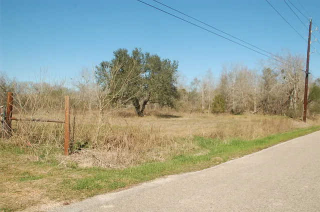 $519,000 | Tbd Columbus Road, Wallis, TX 77485