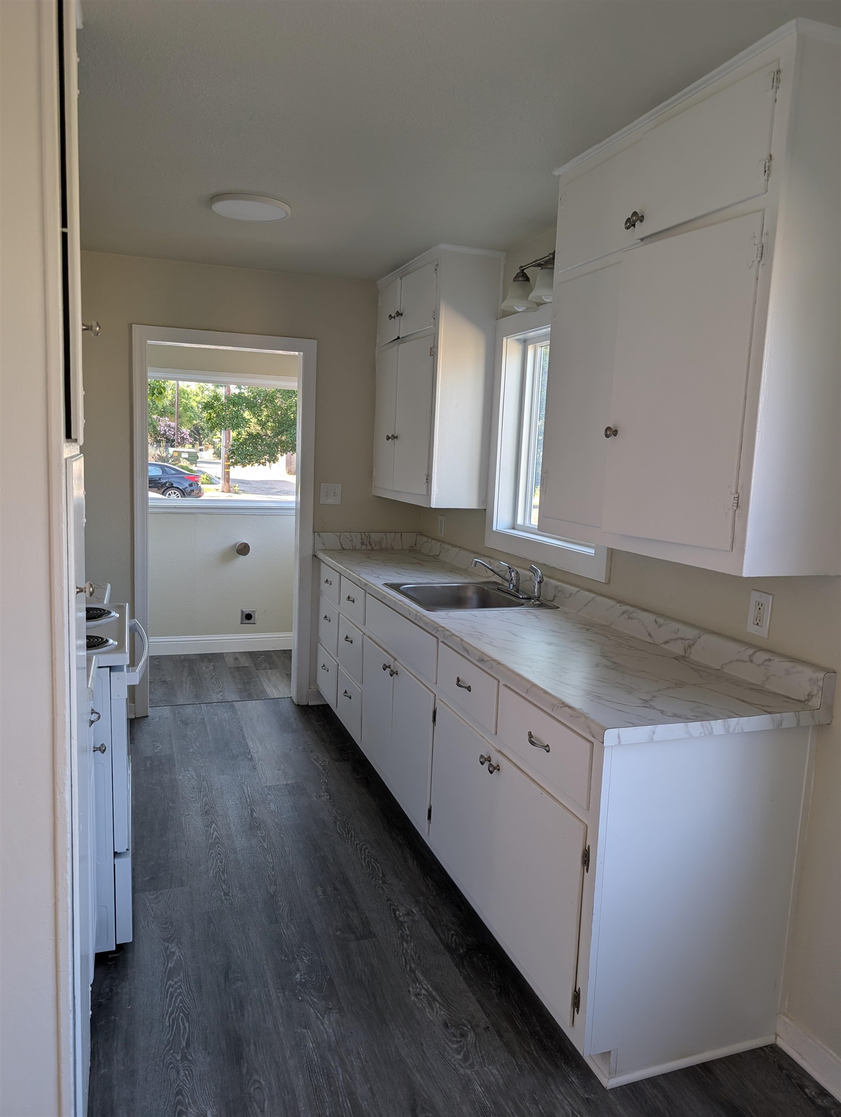 1124 Union Street Red Bluff, CA 96080 - Photo 4 of 4