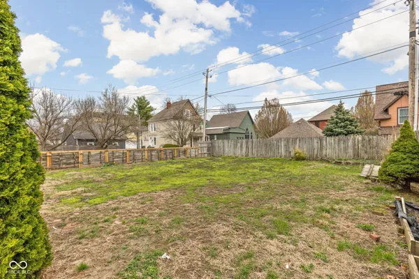 $429,000 | 1469 North Alabama Street, Indianapolis, IN 46202