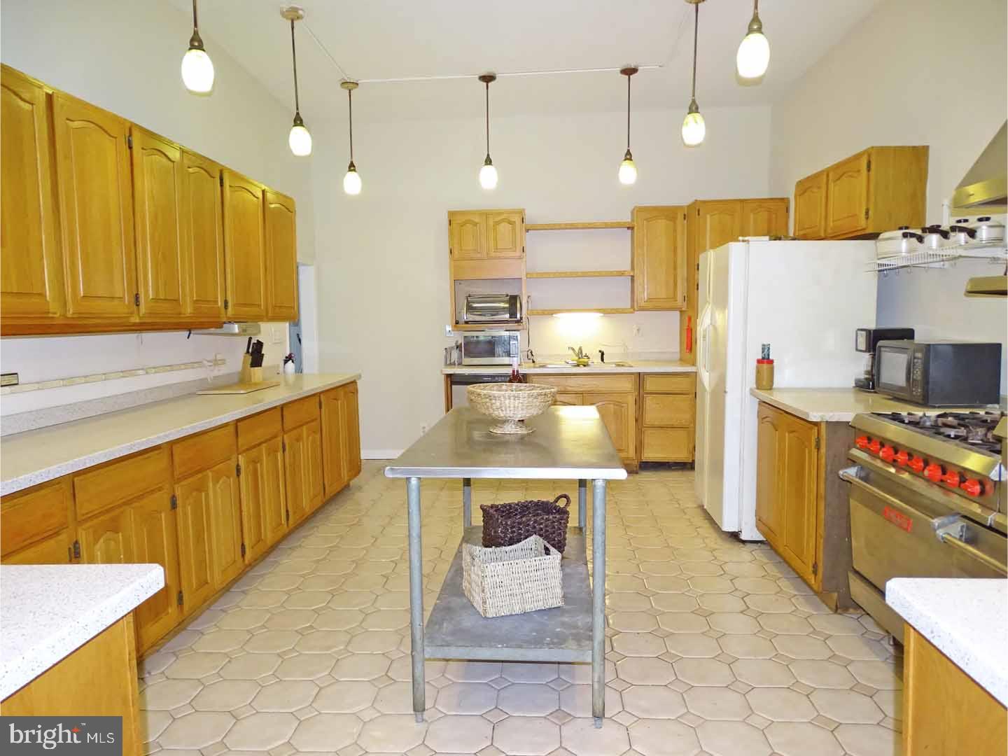 913 Farley Road Bensalem, PA 19020 - Photo 22 of 25 In-law Suite