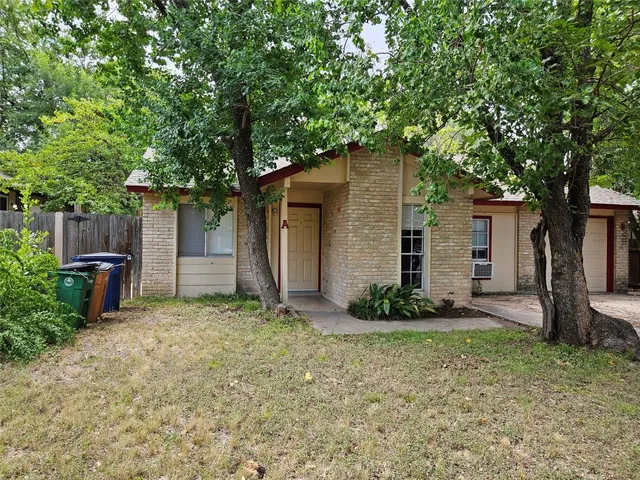 $1,295 | 6000 Emerald Forest Drive, Unit A, Austin, TX 78745