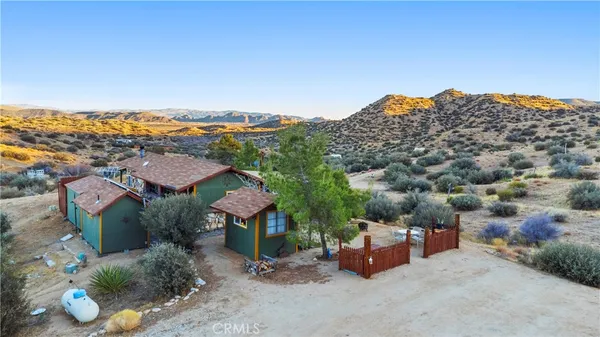 $499,000 | 2860 Orange Trail, Pioneertown, CA 92268
