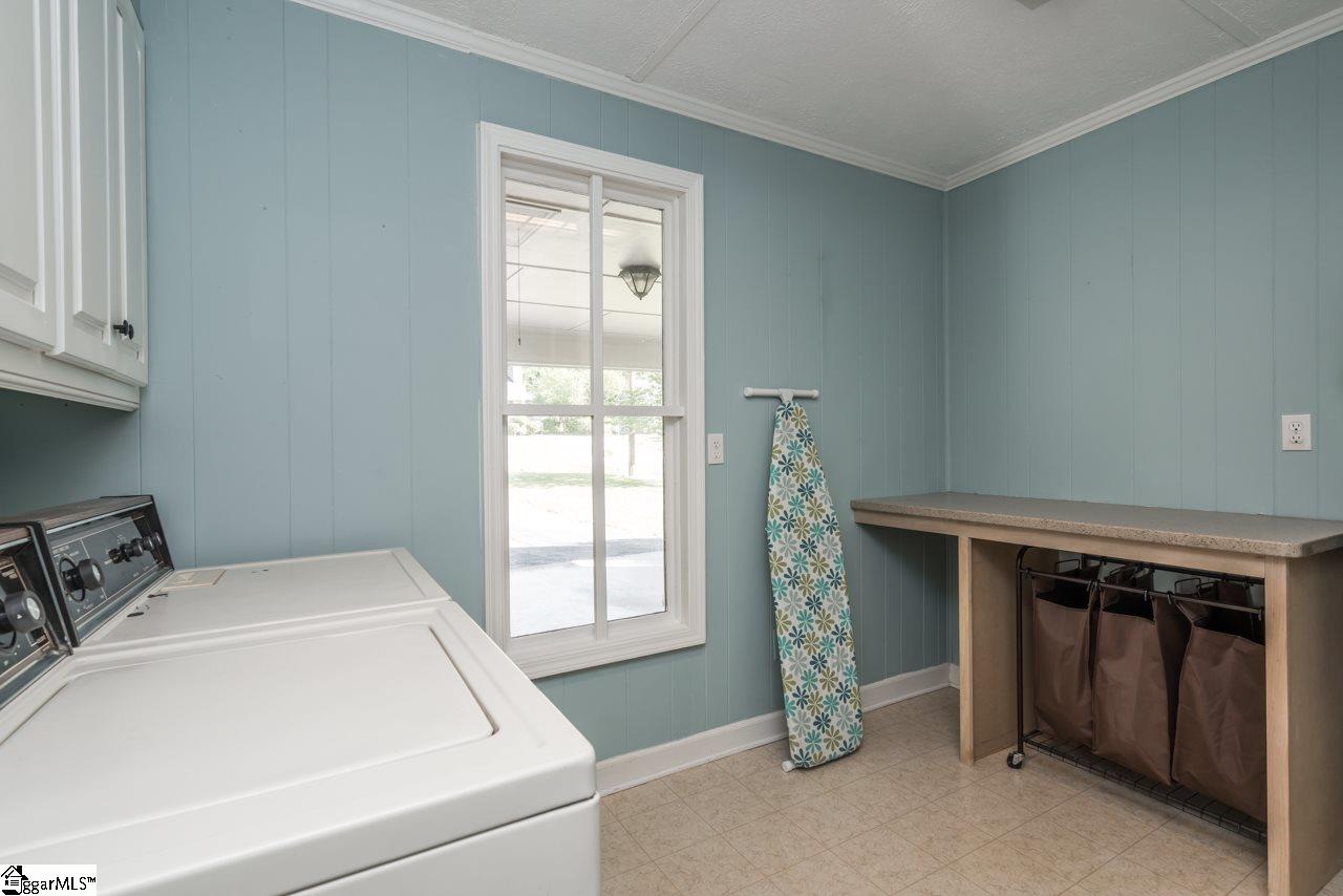 107 Longmeadow Road Taylors, SC 29687 - Photo 8 of 24 Gallery Image 8