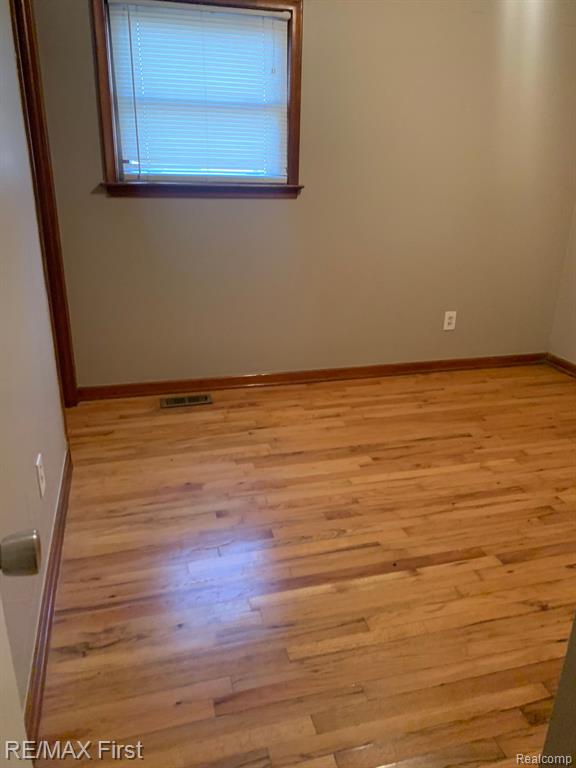 8048 Timken Avenue Warren, MI 48089 - Photo 6 of 14