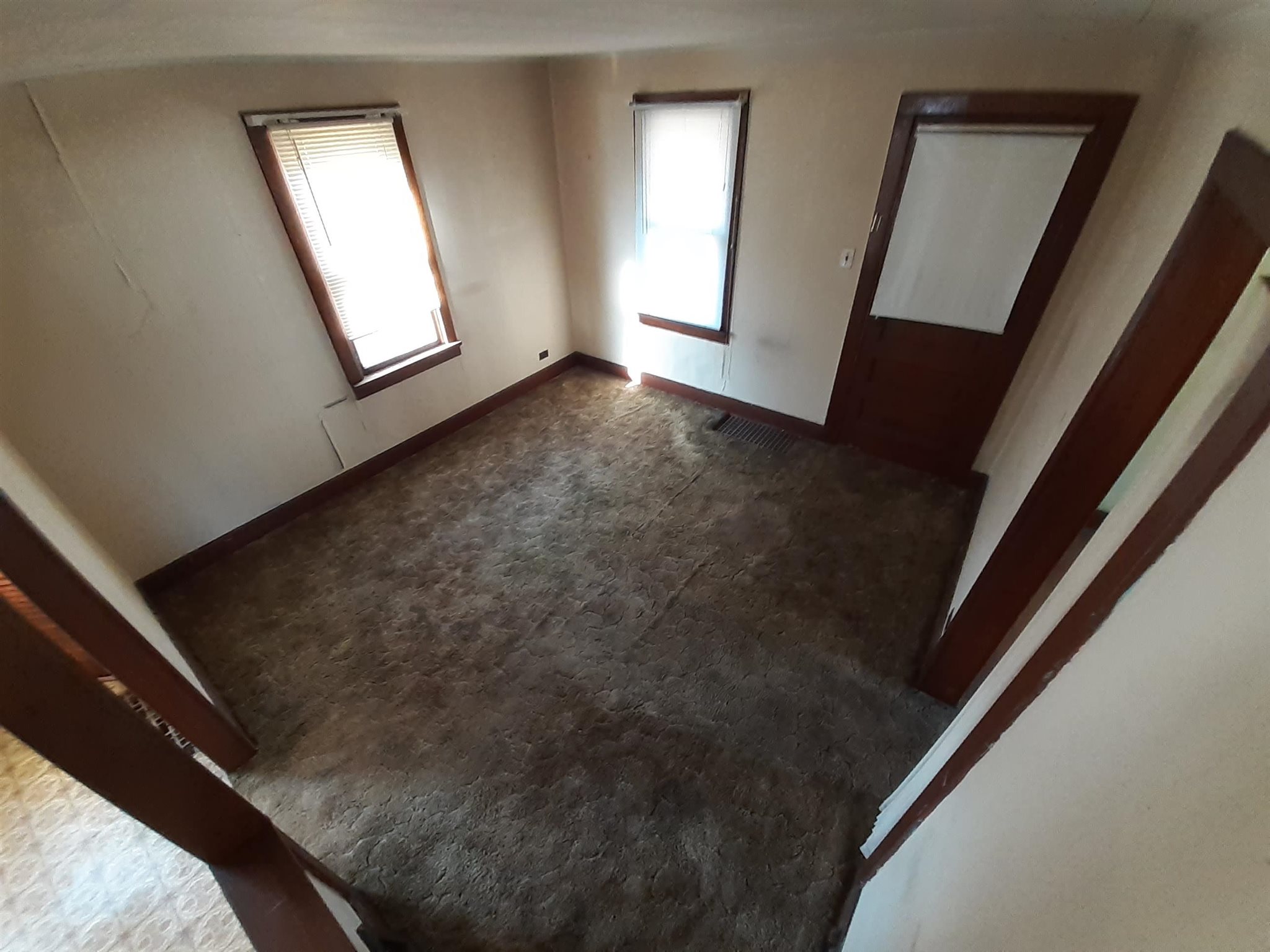 2363 Chancy Street Clinton, IA 52732 - Photo 5 of 9 Gallery Image 5