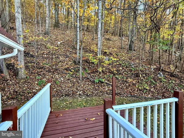 $294,900 | 646 Glenwood Lane, Gerrardstown, WV 25420