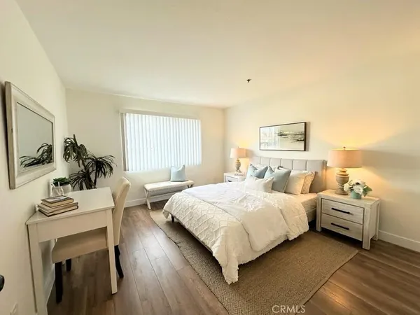 $379,900 | 24410 Crenshaw Boulevard, Unit 113, Torrance, CA 90505