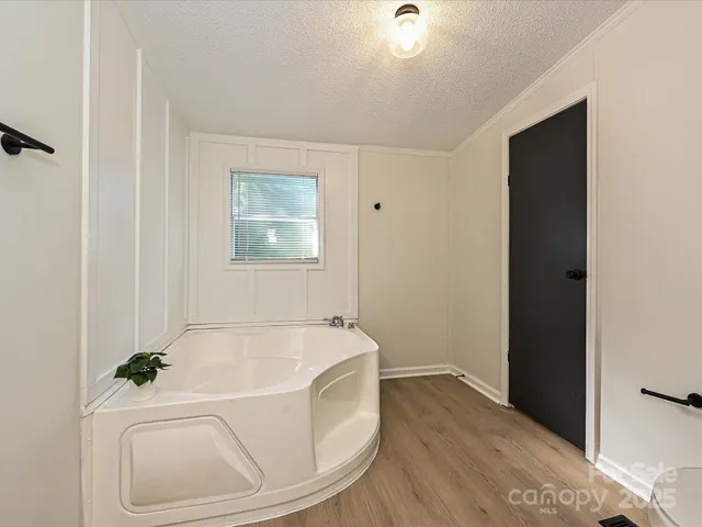 $269,900 | 190 Ridge Creek Drive, Troutman, NC 28166