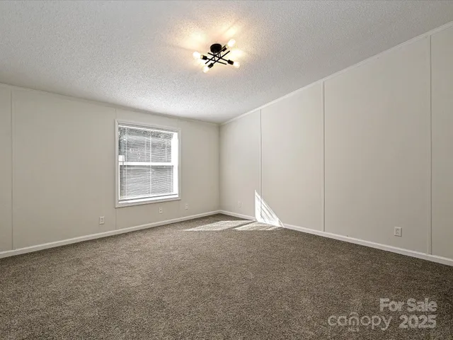 $269,900 | 190 Ridge Creek Drive, Troutman, NC 28166