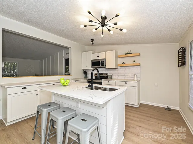 $269,900 | 190 Ridge Creek Drive, Troutman, NC 28166