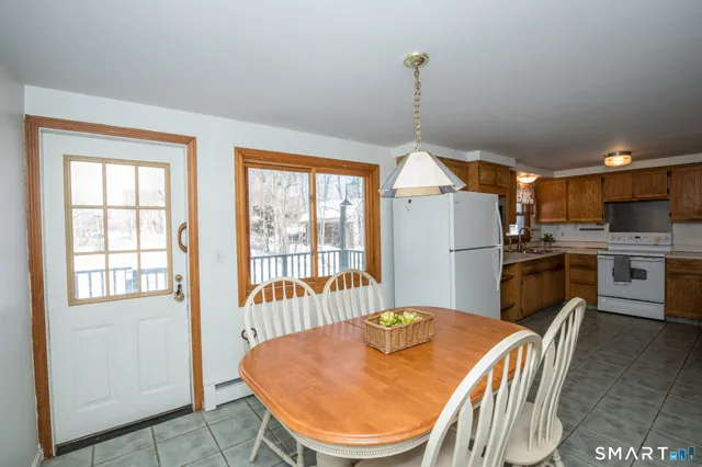 $399,000 | 13 Bailey Avenue, Wallingford, CT 06492