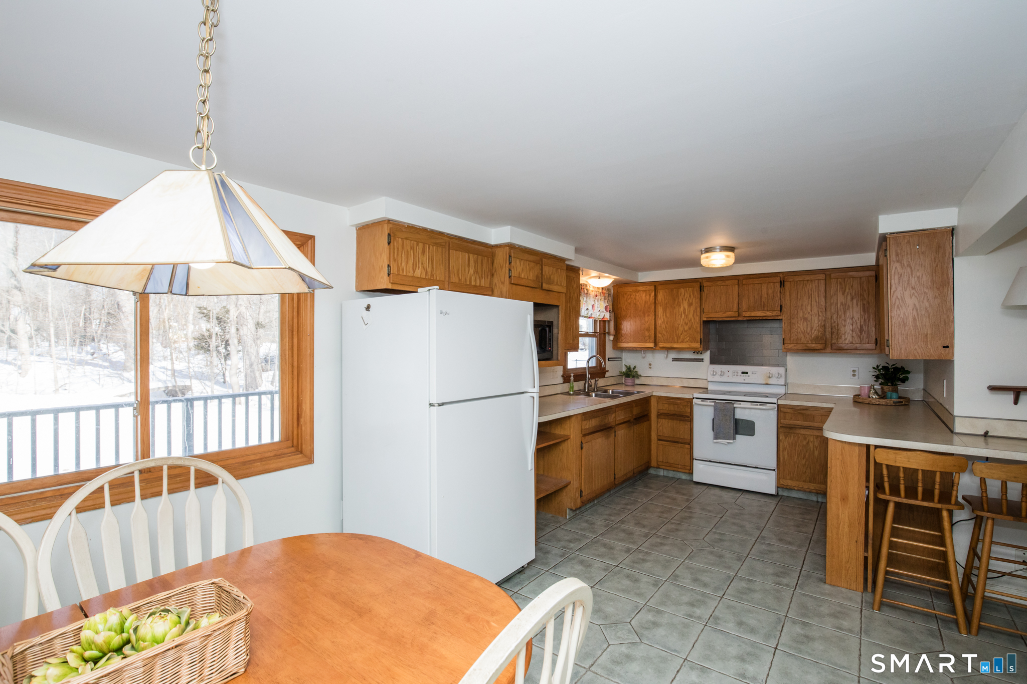 13 Bailey Avenue Wallingford, CT 06492 - Photo 14 of 36 Kitchen