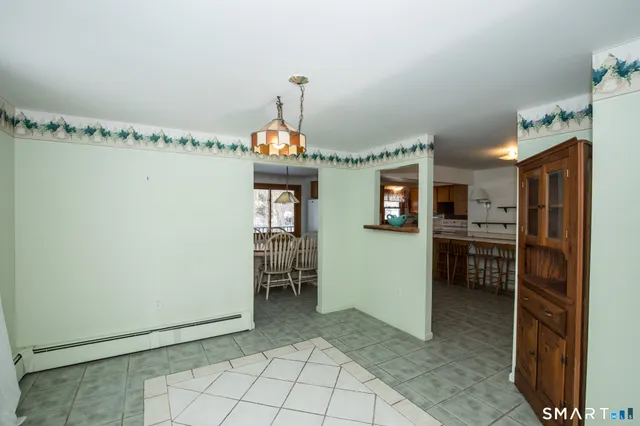 $399,000 | 13 Bailey Avenue, Wallingford, CT 06492