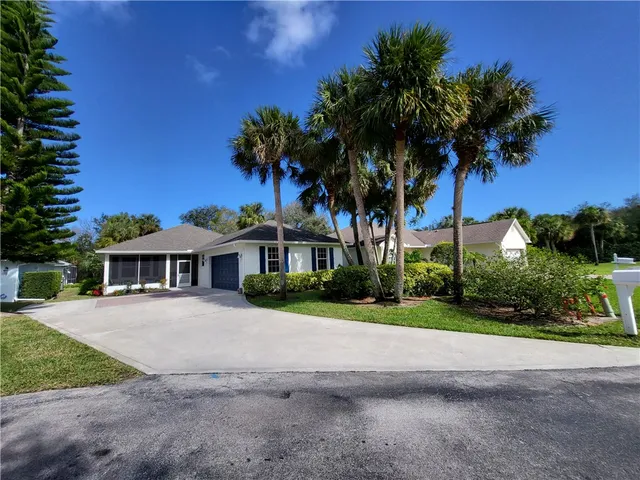 $595,000 | 7350 35th Court, Vero Beach, FL 32967