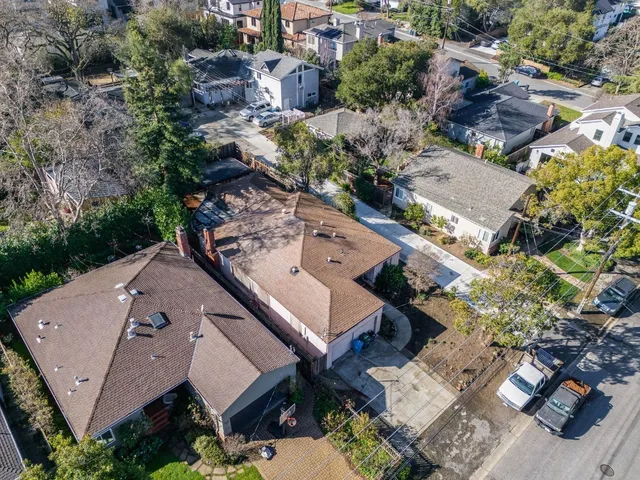$2,700,000 | 915 Cloud Avenue, Menlo Park, CA 94025