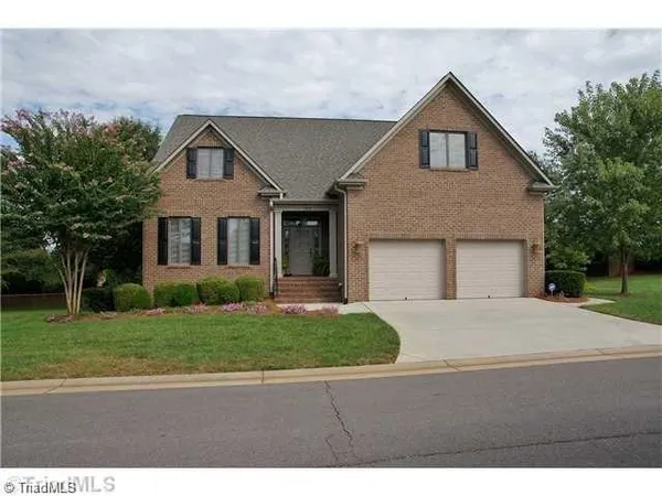 $669,000 | 157 Cedar Lane, Bermuda Run, NC 27006