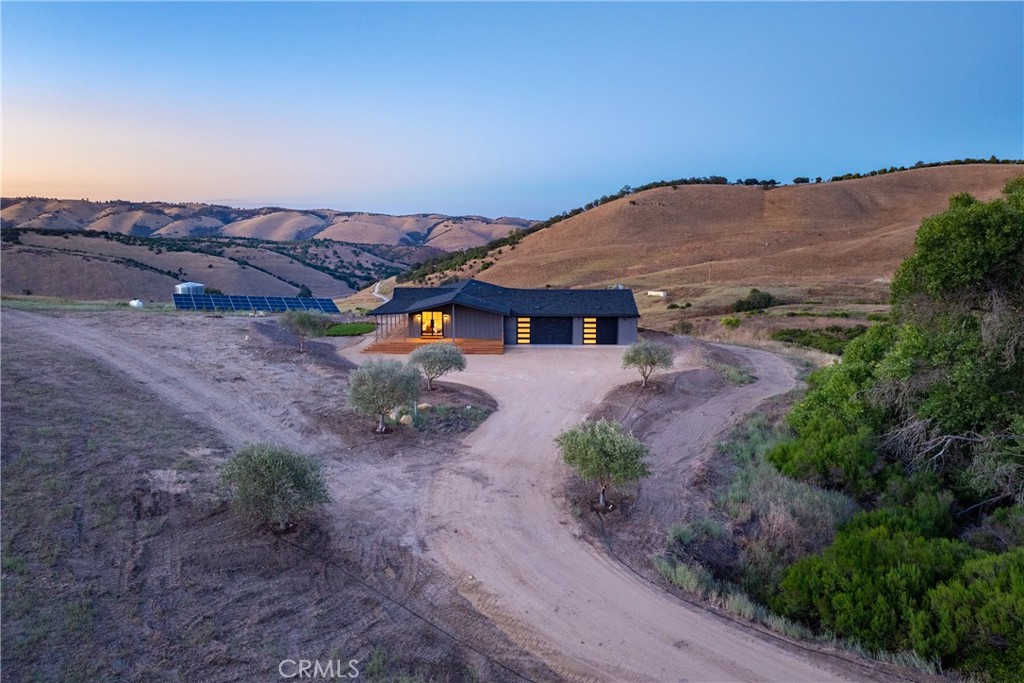 4475 Interlake Road Bradley, CA 93426 - Photo 7 of 65