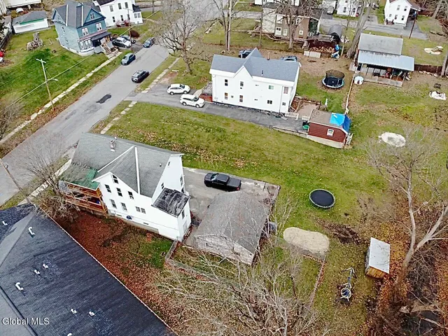 $220,000 | 204-206 Wells Street, Johnstown, NY 12095