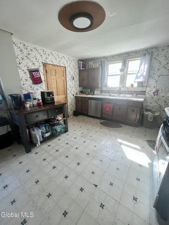 $220,000 | 204-206 Wells Street, Johnstown, NY 12095