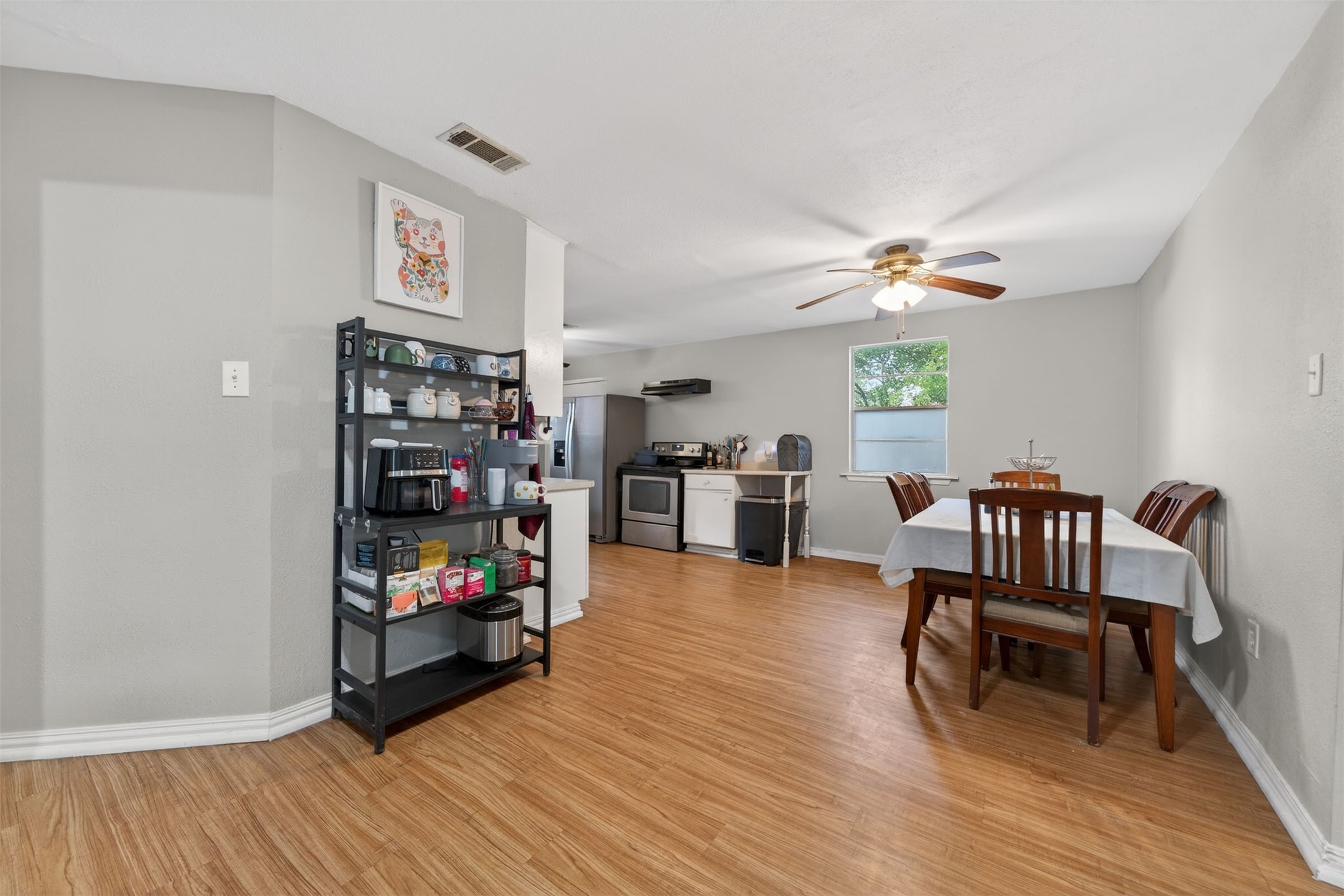 15185 Travis Lane Willis, TX 77378 - Photo 6 of 32