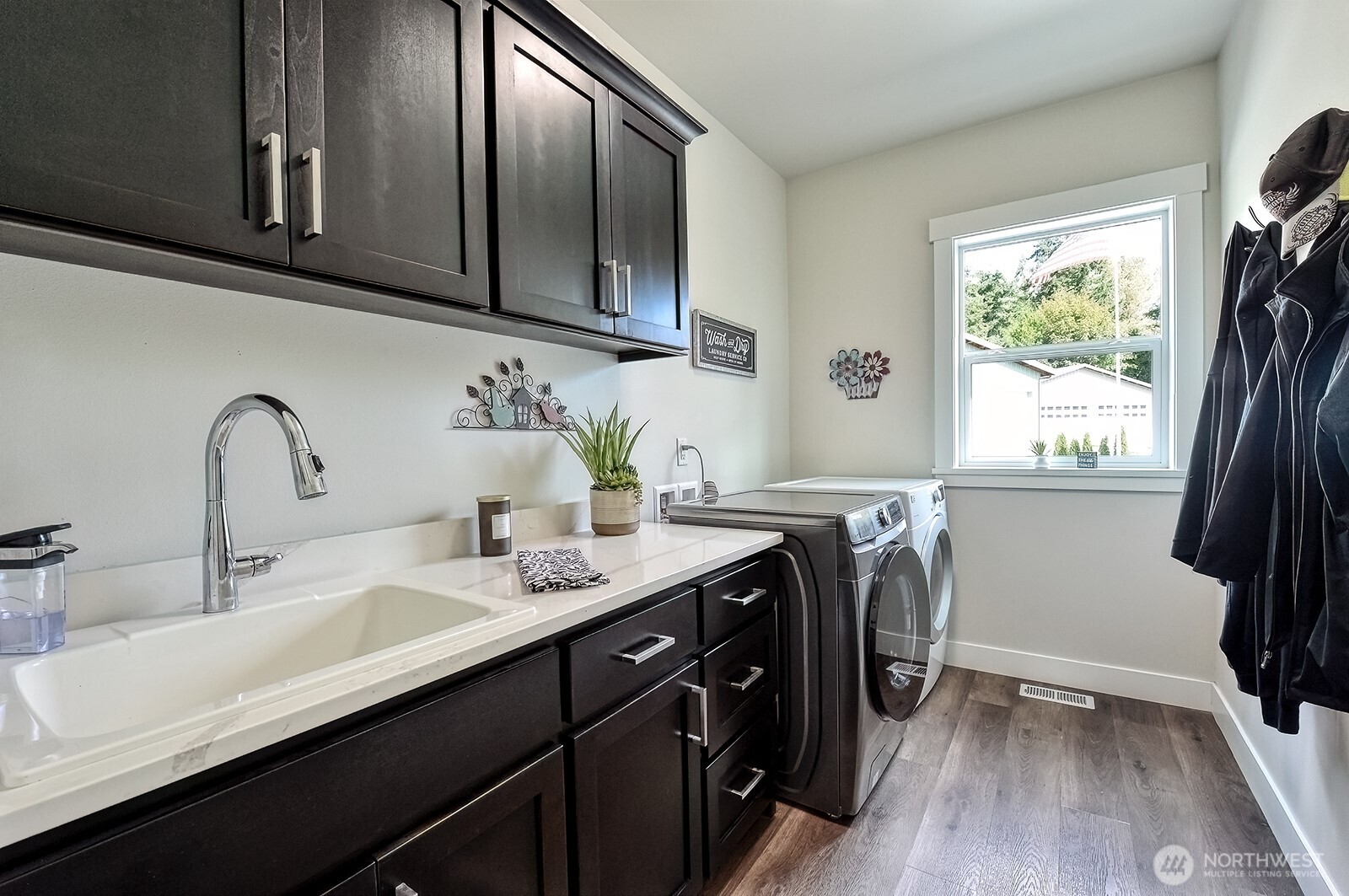 19443 Oakleaf Lane Sedro-Woolley, WA 98284 - Photo 13 of 40 a bathroom with a double vanity sink and a window