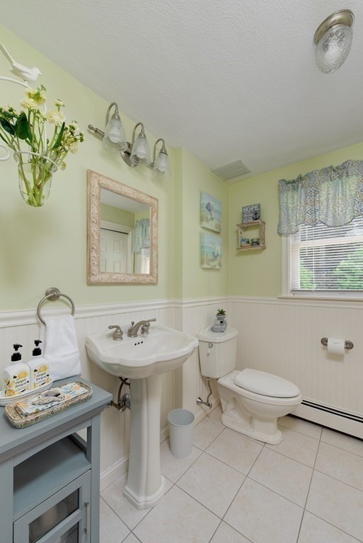 269 Dodge Road Rowley, MA 01969 - Photo 12 of 41 Gallery Image 12