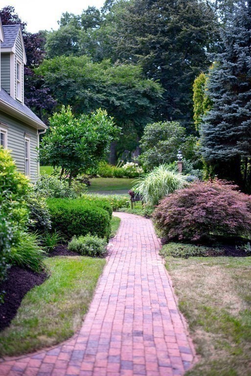 269 Dodge Road Rowley, MA 01969 - Photo 8 of 41 Gallery Image 8
