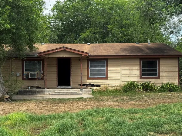 $125,000 | 2899 3rd Road, Beeville, TX 78102