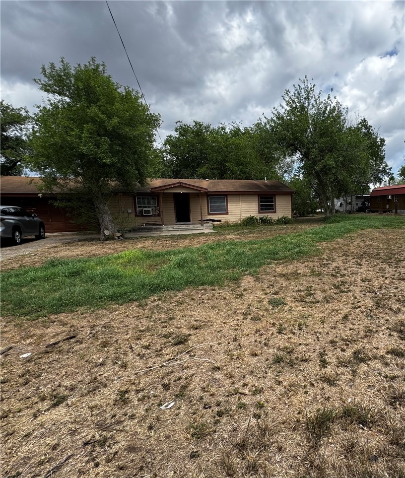 2899 3rd Road Beeville, TX 78102 - Photo 4 of 8