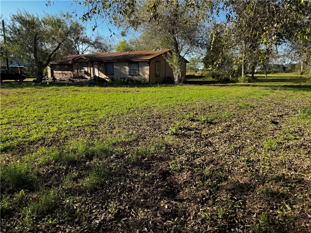 2899 3rd Road Beeville, TX 78102 - Photo 7 of 8