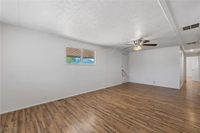 $225,000 | 390 West Thomas Avenue, Overton, NV 89040