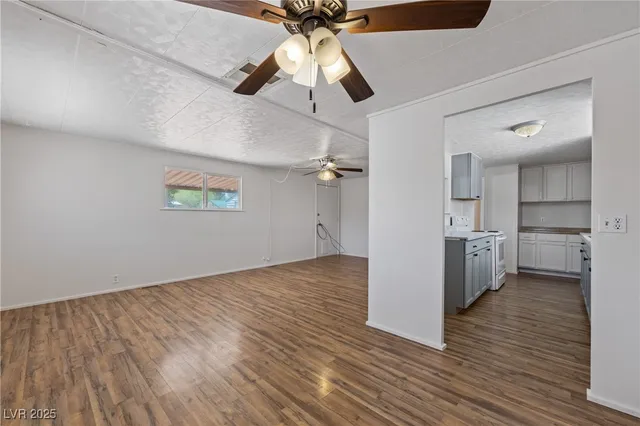 $225,000 | 390 West Thomas Avenue, Overton, NV 89040