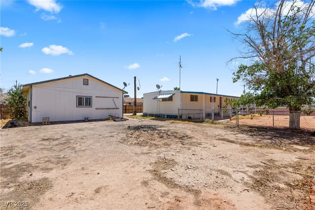 $225,000 | 390 West Thomas Avenue, Overton, NV 89040