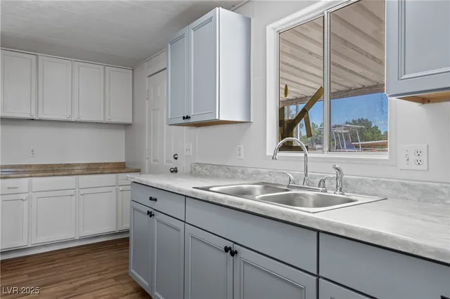 $225,000 | 390 West Thomas Avenue, Overton, NV 89040