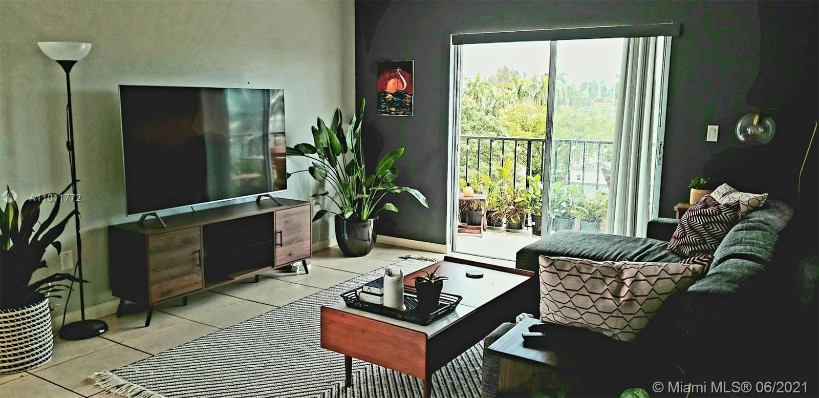 1236 Alton Road, Unit 501 Miami Beach, FL 33139 - Photo 1 of 38 Gallery Image 1