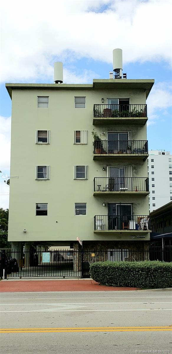 1236 Alton Road, Unit 501 Miami Beach, FL 33139 - Photo 36 of 38 Gallery Image 36