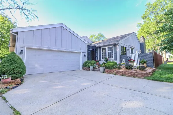 $415,000 | 2218 Condolea Terrace, Leawood, KS 66209