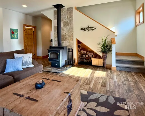 $850,000 | 241 Bald Eagle Lane, Donnelly, ID 83615