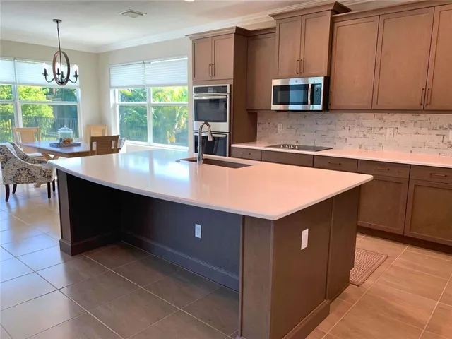 $740,000 | 4793 Four Lakes Circle Southwest, Vero Beach, FL 32968