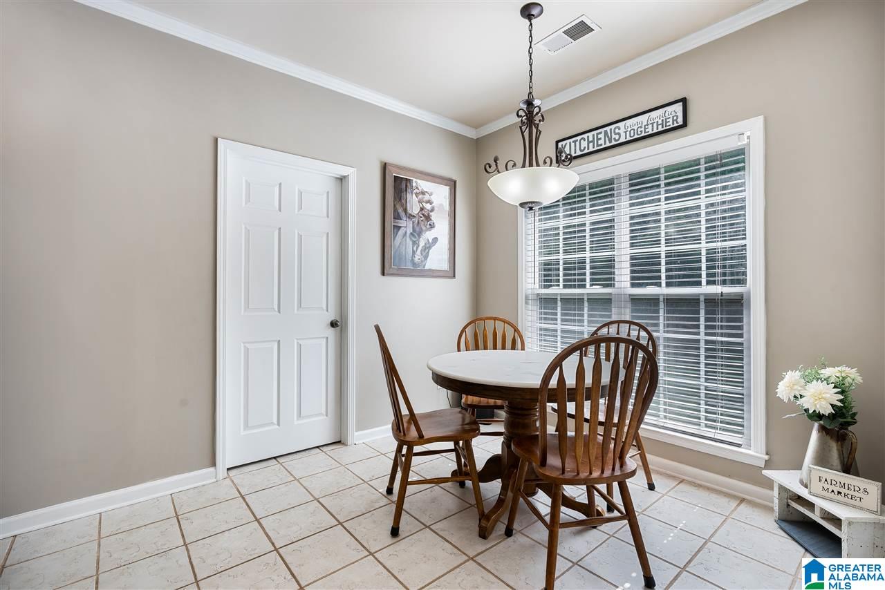 960 Magnolia Road Leeds, AL 35094 - Photo 11 of 33