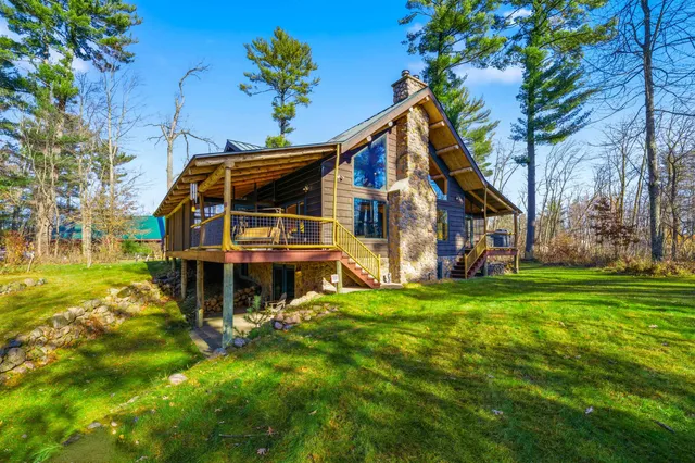 $1,100,000 | E147 North Rollofson Lake Road, Scandinavia, WI 54977