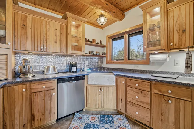 $1,100,000 | E147 North Rollofson Lake Road, Scandinavia, WI 54977